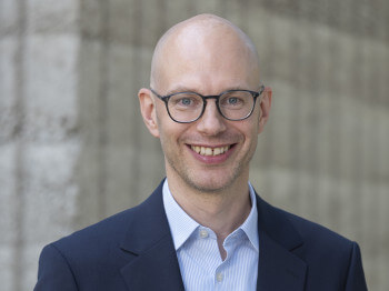 Prof Dr. Nils Schaks picture
