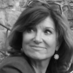 Liliane Louvel